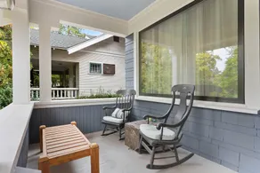 South Hill Craftsman, Full kitchen, Patio, Porch - Image 5