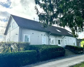 Charming Achouffe chalet ”Marcel” with hot tub - Image 2