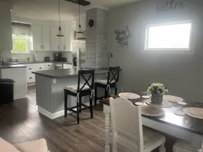 Charming 2BR Home - Image 3