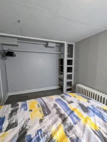 Serene & Cozy Suite | Private Entrance & Driveway - Image 3