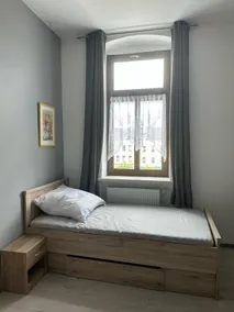 Two-room apartment with kitchen at the market - Image 2