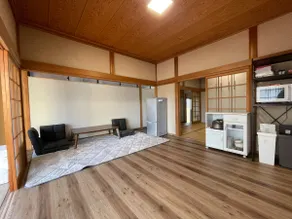 25 min to Narita. 3 min walk to lake side. - Image 5