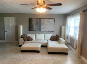 CAPTAIN’S QUARTERS Tropical pool house. Airport, Beaches, Usssa sports complex - Image 2