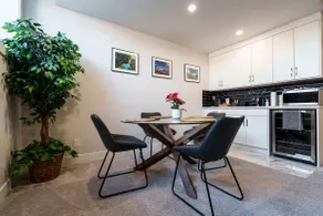Spacious Private Suite · 10 Min Downtown & Airport - Image 3