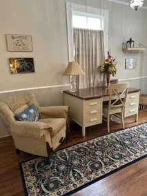 Locust Street Cottage - Image 3