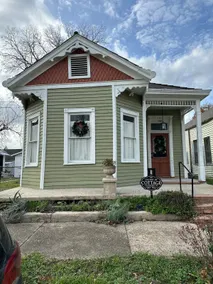 Locust Street Cottage - Image 2