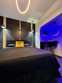 Pasavento - Modern Tiny Suite - Image 3