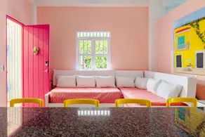 Spacious Retreat Near the Action in El Centro - Image 2