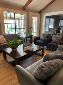 Cozy 3 bedroom w/pool & patio! - Image 3