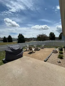 The Black & Gold House Spacious Family Gatherings - Image 2