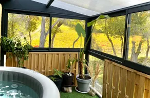Hot tub and heated pool between vine and horizon - Image 2