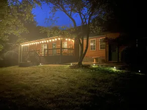 Large Cabin w/HOT TUB, Pool table, and Fire pit - Image 5