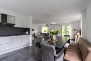 Modern Luxury villa - Image 2