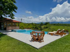 Exclusive country house with pool and jacuzzi - Image 2