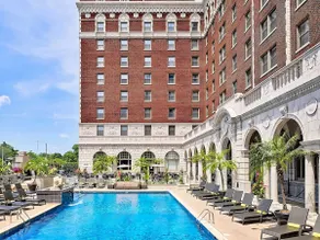 Historic Elegance in St. Louis' Central District! - Image 4