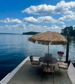 One of a kind cozy loft cottage with boat ramp - Image 4