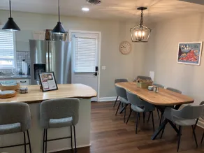 The CV House| Spacious Family Retreat| Sleeps 8 - Image 5