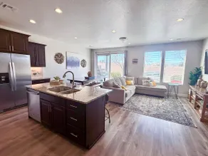 Sleeps 16 - 3BR w/ Fire Pit Balcony & Golf Views - Image 5