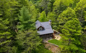 Bear-A-Dise Ridge Top Cabin w/Hot Tub & Game Room - Image 5