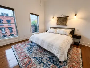 Downtown Penthouse | Walk to Restaurants & Shops - Image 3