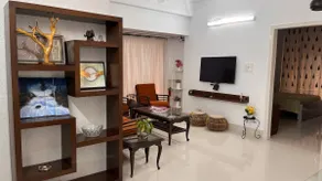 Aysha’s Luxury apartment near airport in Uttara - Image 2
