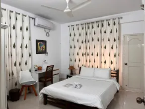 Aysha’s Luxury apartment near airport in Uttara - Image 3