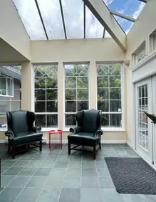 3BR/3BA 5 Min to YVR Kerrisdale Stay - Image 4