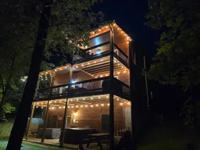 The Ultimate Entertainment Cabin: Raven’s Retreat - Image 3