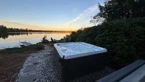 Hope's Haven-Lakefront House with Beautiful Views - Image 2