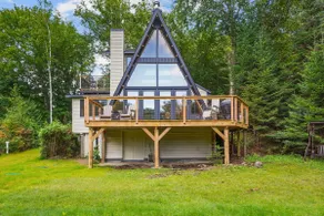 Chalet by the Lock - Image 2
