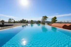 Apartment at Skypark Laguna next to golf course - Image 5