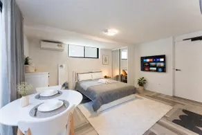 SN9 Modern Studio • Easy City Access |Winter Offer - Image 4