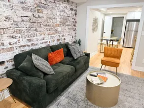 Upscale 4BR Home @H St Corridor Free Cancellation - Image 5