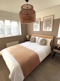 Charming 2 bedroom house - Image 2