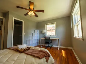 Benson & Keystone Cozy 2BR Retreat - Image 4