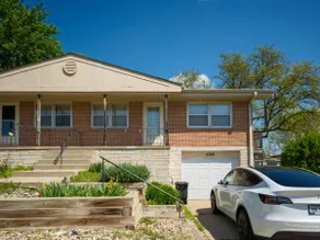 Benson & Keystone Cozy 2BR Retreat - Image 5