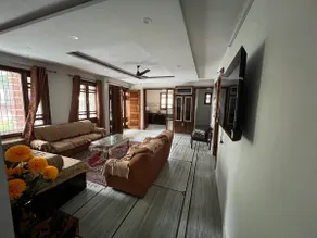 Home away from home - Image 5