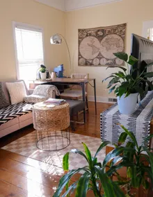 Entire COZY Unit - 3 min walk to WFU. - Image 2