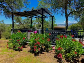 Sunshine Ridge: Peaceful mt. retreat with Hot Tub! - Image 5
