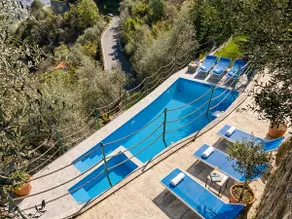 DaVilla Sanremo - Entire Villa, Sea View & Pool - Image 2