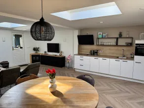 Luxury detached lodge in beautiful cycling and hiking area - Image 4