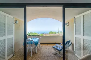 ~ Mini Villa with sea view, pool & garage ~ - Image 4