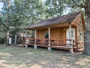 Gilbert Cabin #2 near Buffalo River - Image 3
