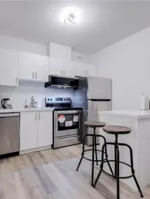 Private Townhouse Apartment Unit-Niagara Falls - Image 5