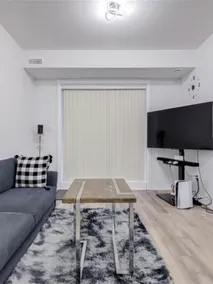 Private Townhouse Apartment Unit-Niagara Falls - Image 3