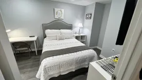 Cozy basement apartment with private entrance - Image 2