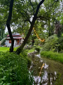 The Creekside Cottage: Downtown | Pet-Friendly - Image 2