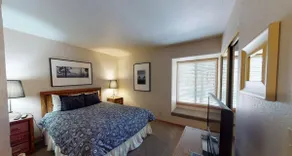 Walk to The Village! Updated 3 bedroom townhome - Image 5