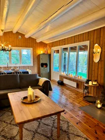 Cabin in Finnskogen by lake and hiking terrain - Image 3