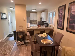 Private Apartment in Peaceful Neighborhood - Image 5